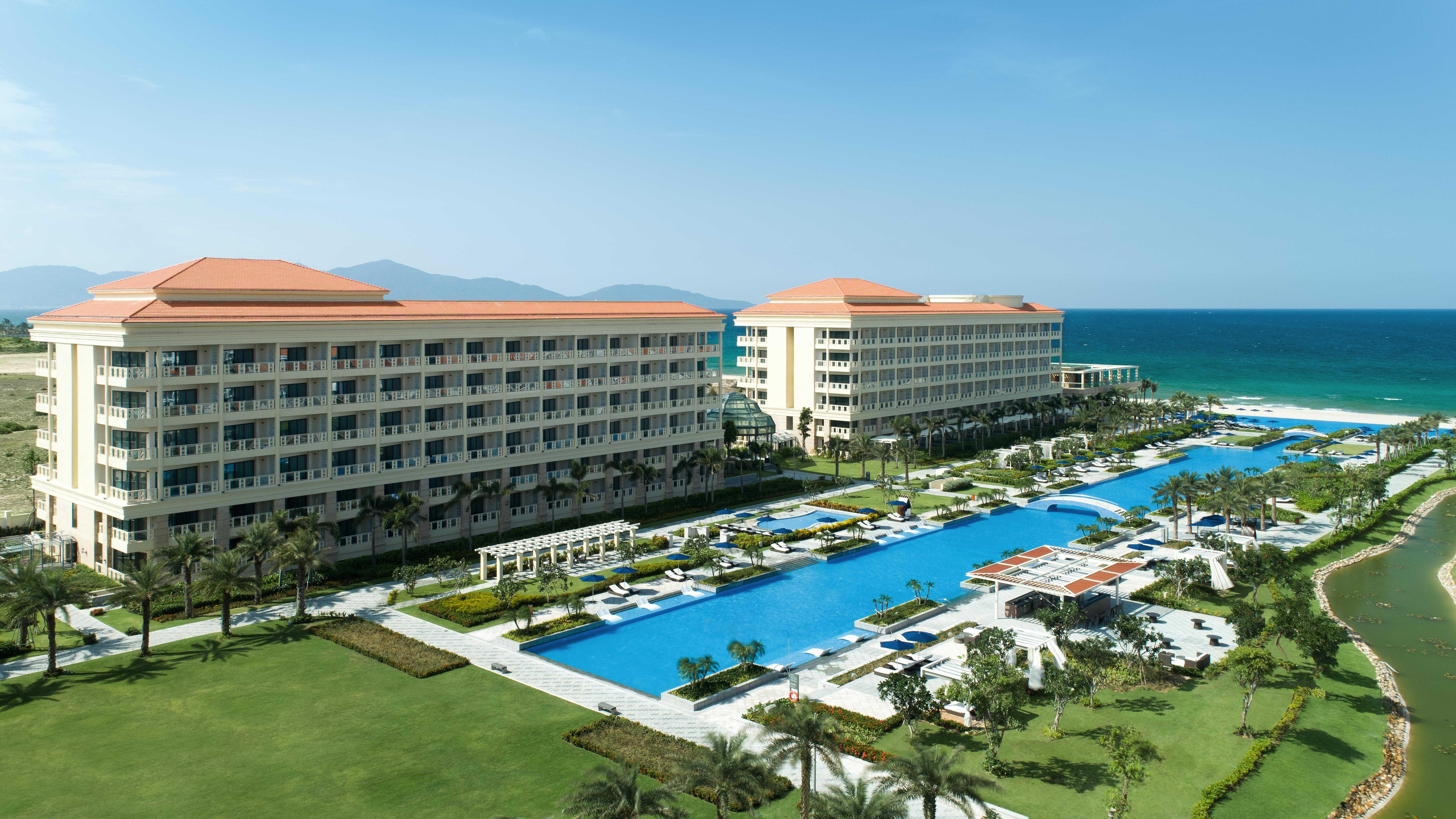 Sheraton Grand Danang Resort & Convention Center Buitenkant foto